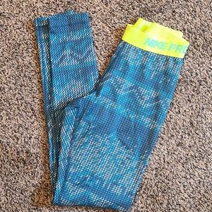 Nike pro leggings